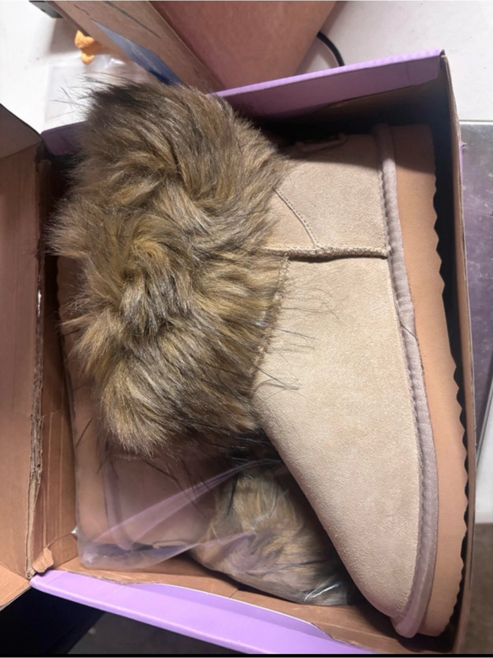 Ausland faux fur snow boots size 9.5